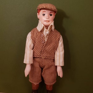 Hitty boy doll, Hitty friend