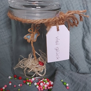 Decorative lucky charm glass with clover leaf made of paper wire, New Year&#39;s Eve gift for 2023
