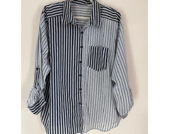 Camisa vintage de manga larga con botones, bloques de color y rayas, color azul marino y blanco, talla L para mujer.