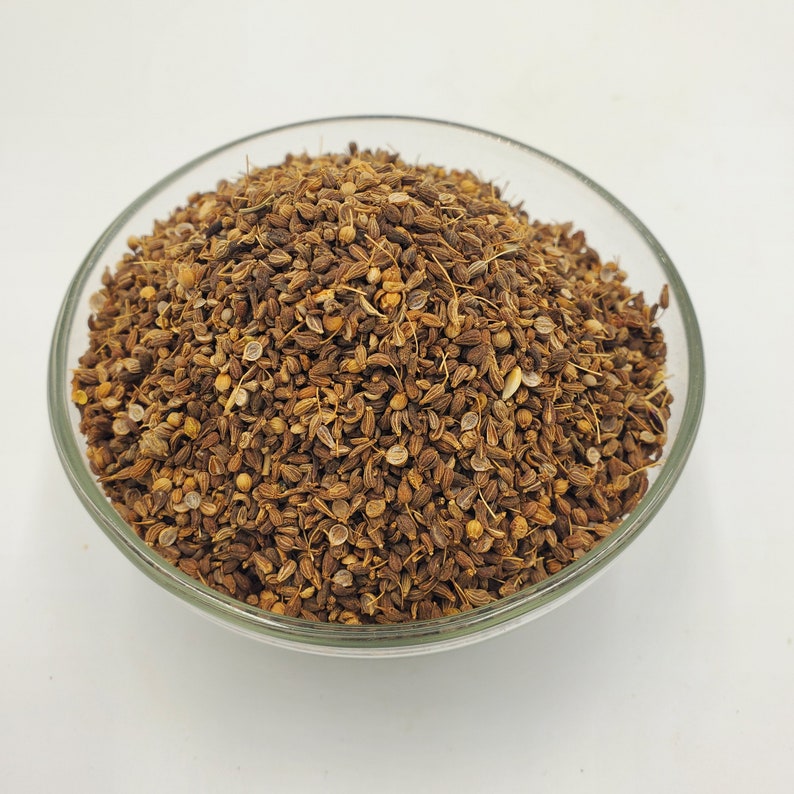 Anise Seeds, Aniseed, Nketenkete, Osukole. Used for Baking Bread