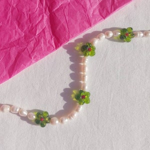 Handmade Flower Beaded Necklace, Freshwater Pearl Necklace, Stacking Colourful Choker Necklace, Green flowers Necklace, Pearl choker image 1