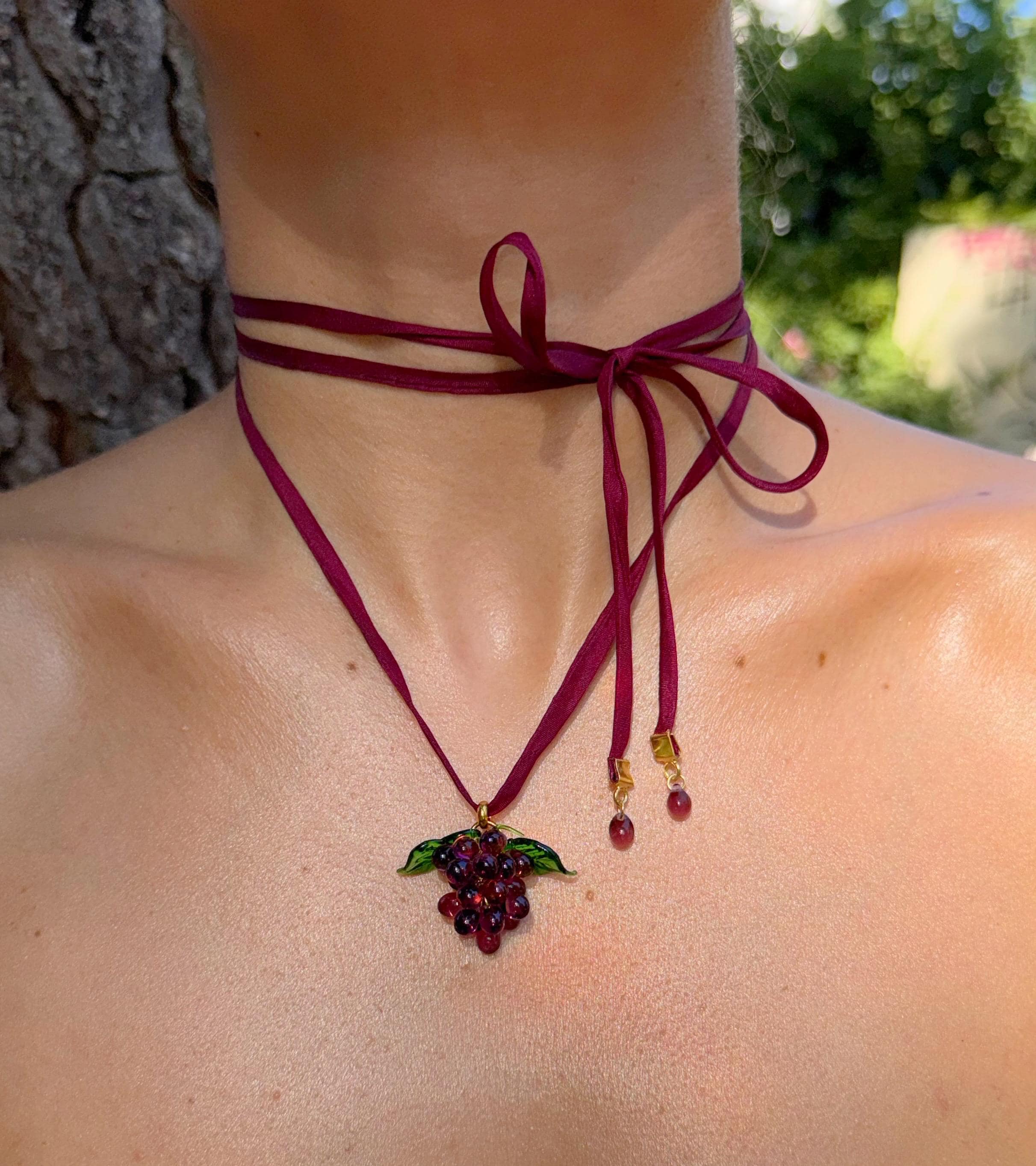 Collier en TRES MINI Perles de Grenat agencé des Mini Pierre Tourmaline