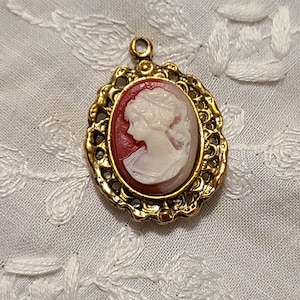 Darling Antique Cameo Pendant