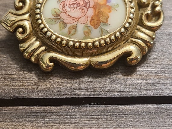 Antique 1960s Sarah Coventry Floral Cameo - image 4