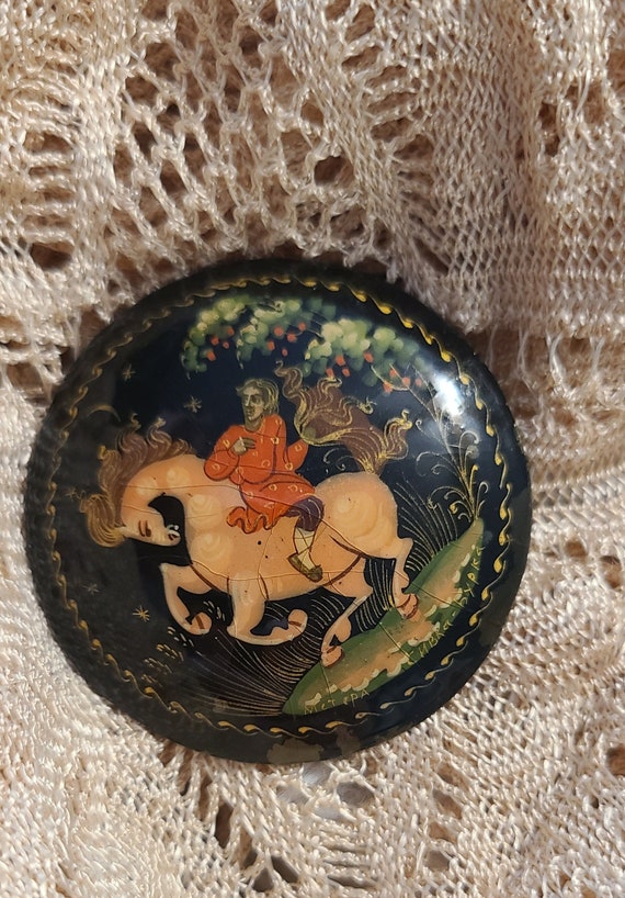 Russian Vintage Lacquer Brooch