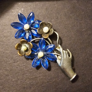 Unique Vintage Retro Hand Holding Bouquet Brooch