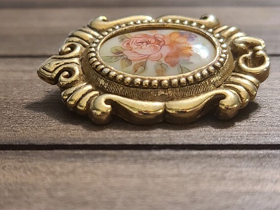 Antique 1960s Sarah Coventry Floral Cameo - image 5