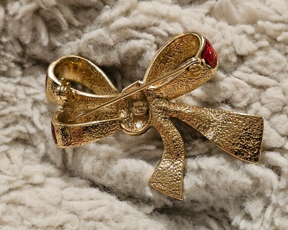 Lovely Detailed Red Bow Pin, Liz Claiborne, Vinta… - image 9