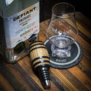 Whiskey Barrel Bottle stopper Classic Black