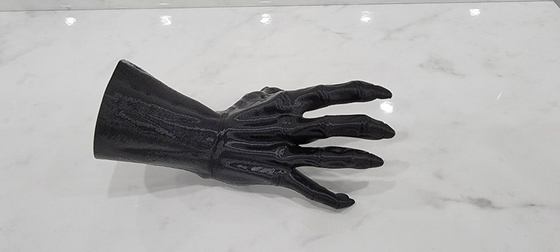 Daemon Hand Lebensgröße Sehr detaillierte Daemon Hände Halloween Deko Teufel Hand Geschenk Handgemachte 3D Druck Geschenk Wohnkultur Daemon Bild 8