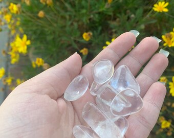 Clear quartz small crystal stone