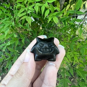 golden obsidian gengar poke man crystal carving