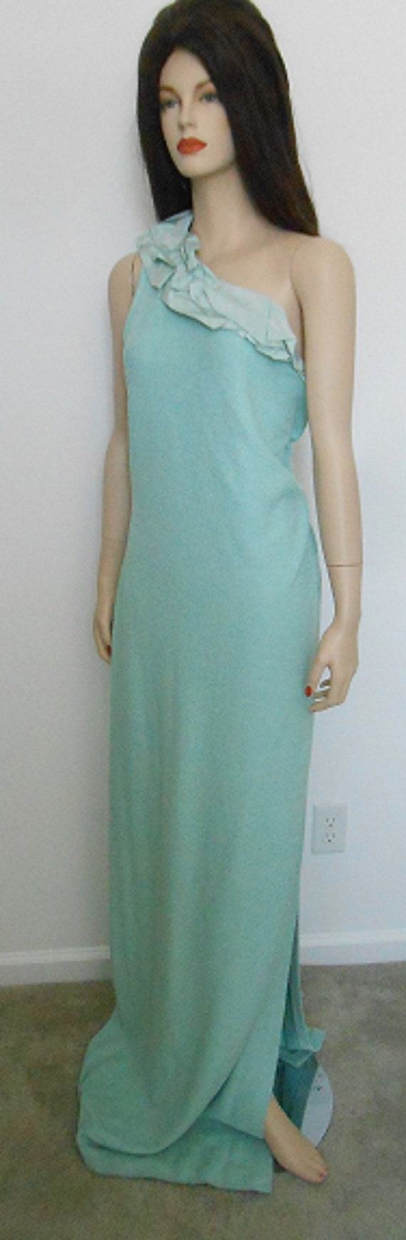green emerald velvet dress Nicoline Gown in Stretch Sequin Knit