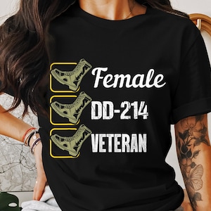 Camiseta de veterana militar, camiseta de veterana DD-214, camiseta con botas militares, regalo para veteranas, camiseta patriótica para veteranas