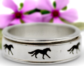 Horse Ring, 925 Sterling Silver Ring, Horse Family Ring, Horse Silver Ring, Spinner Animal Ring, Horse Lover Gift, Spinner Ring, Fidget Ring