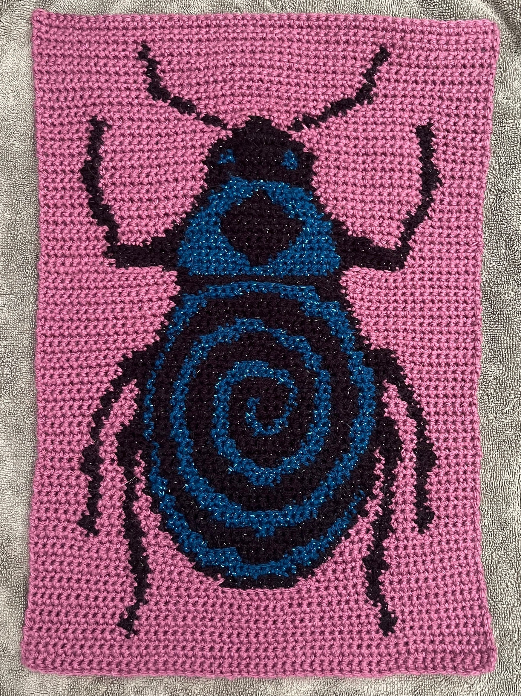 Dizzy Beetle Tapestry Crochet Pattern *DIGITAL DOWNLOAD ONLY* / Swirly ...
