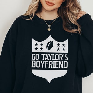 Vamos novio de Taylor, vamos novio de Taylor SVG, Travis y Taylor, diseño de camiseta divertida para fiesta de fútbol, diseño de camiseta para el día del partido, Travis Kelce