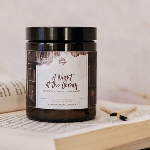 A Night at the Library: Scented Bookish Candle, Inspired by Books & Literature | Gift for Booklovers and Readers ( REFORMULATED)