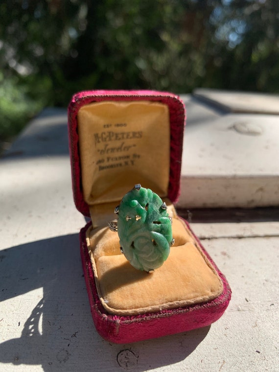 Art Deco Carved Jade Ring