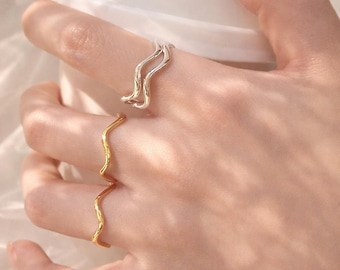 Anillos de plata y oro con ondas, anillos minimalistas apilables, anillos abiertos ajustables.