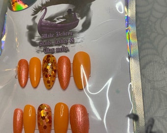 Hallowqueen press on nail set