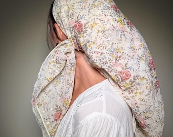 A gentle hair accessories , Snood, Scarf, Head Covering