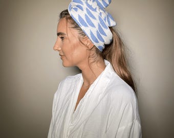 A pretty  headband