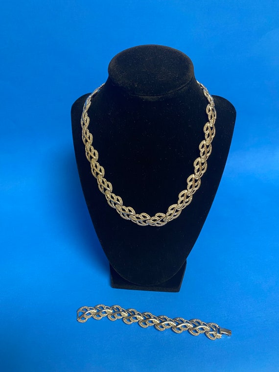 Silver Tone Choker with Extender