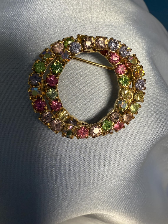 Rhinestone Infinity Brooch - image 9