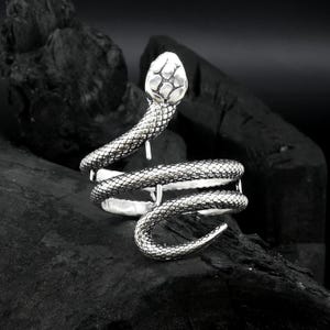 Snake Handmade Sterling Silver Men Ring, Serpent Silver Ring, Snake Silver Jewelry, Animal Ring, Boho Ring, Minimalist Ring, Ring For Men