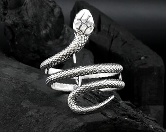 Anillo de serpiente hecho a mano en plata de ley para hombre, anillo de serpiente de plata, joyería de serpiente de plata, anillo de animal, anillo boho, anillo minimalista, anillo para hombre