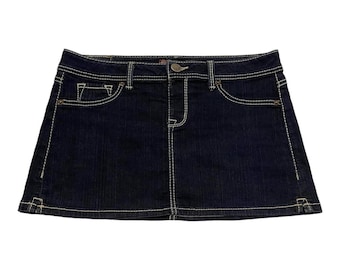 Vintage Y2K grunge skater boho dark wash denim mini skirt Size M