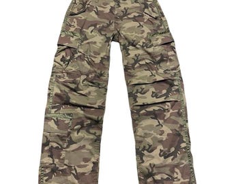 VTG Y2K 2000s grunge utility low-rise Abercrombie & Fitch camo cargo pants