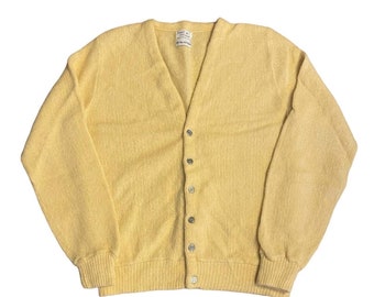 VTG 70s Sears 100% Alpaca Wool pastel yellow Cardigan Size M