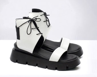 Leren sandalen voor dames/zomersandalen/handgemaakte schoenen/witte schoenen/witte lederen schoenen/lederen flats sandalen/designerschoenen