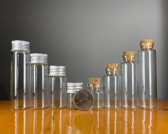 Small Glass Bottles (Pack of 5), 4 sizes, Corked and Screw-On Caps, 20ml, 15ml, 10ml, 5ml for Spices, Seeds, Jewelry, Beads, Wedding Favors