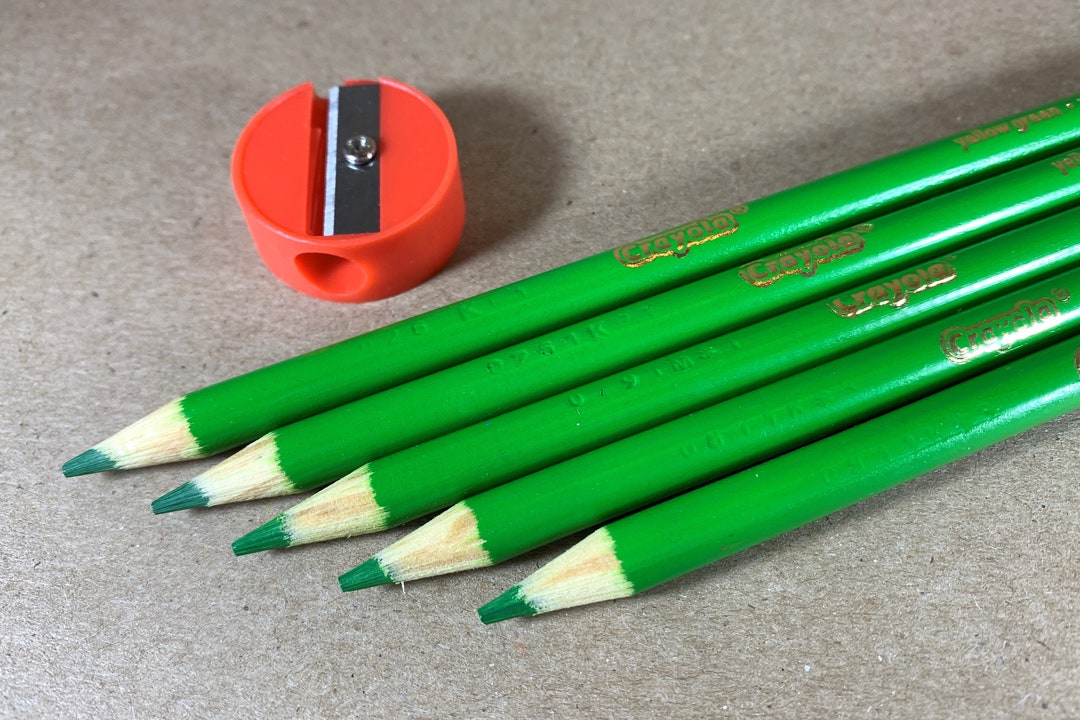 Yellow-green Crayola Colored Pencils Set of 5 or 10 With Sharpener - Etsy
