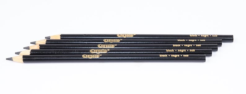 Black Crayola Colored Pencils - Set of 5 with Sharpener, Coloring, Crafts, Scrapbooking, Drawing, Classroom, Art Projects, Sketching bild 2