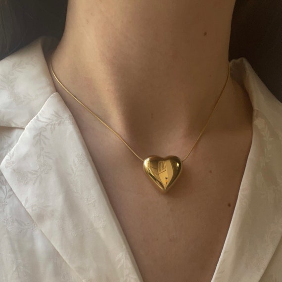 Puff heart necklace Puff heart necklace