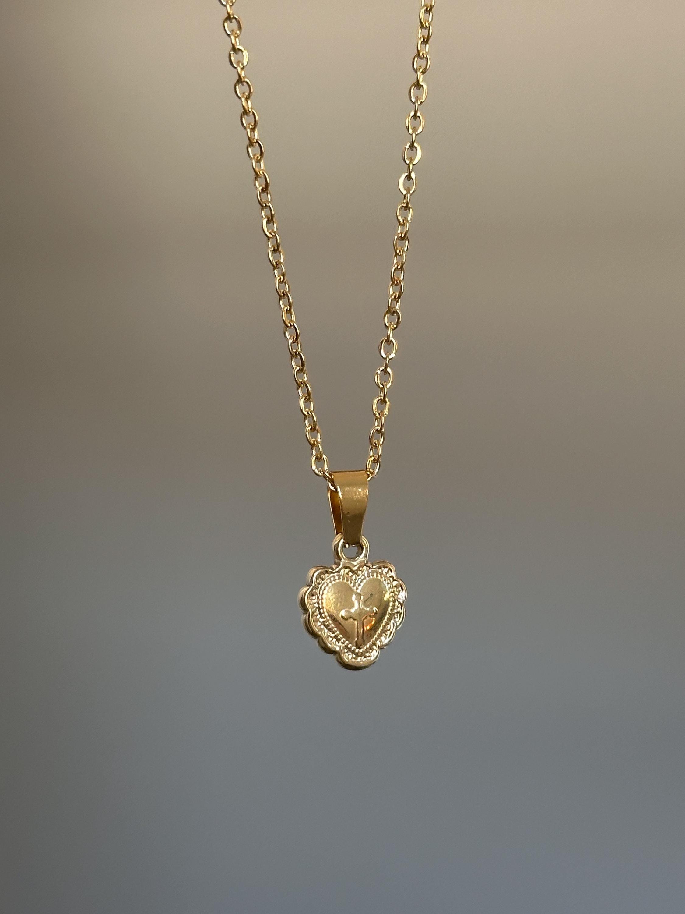 Mini Cross Heart Necklace Cross Heart Pendant Chain 18k Gold Stainless Steel Heart Jewelry Keachains Dainty Customized Gift Religious Cross