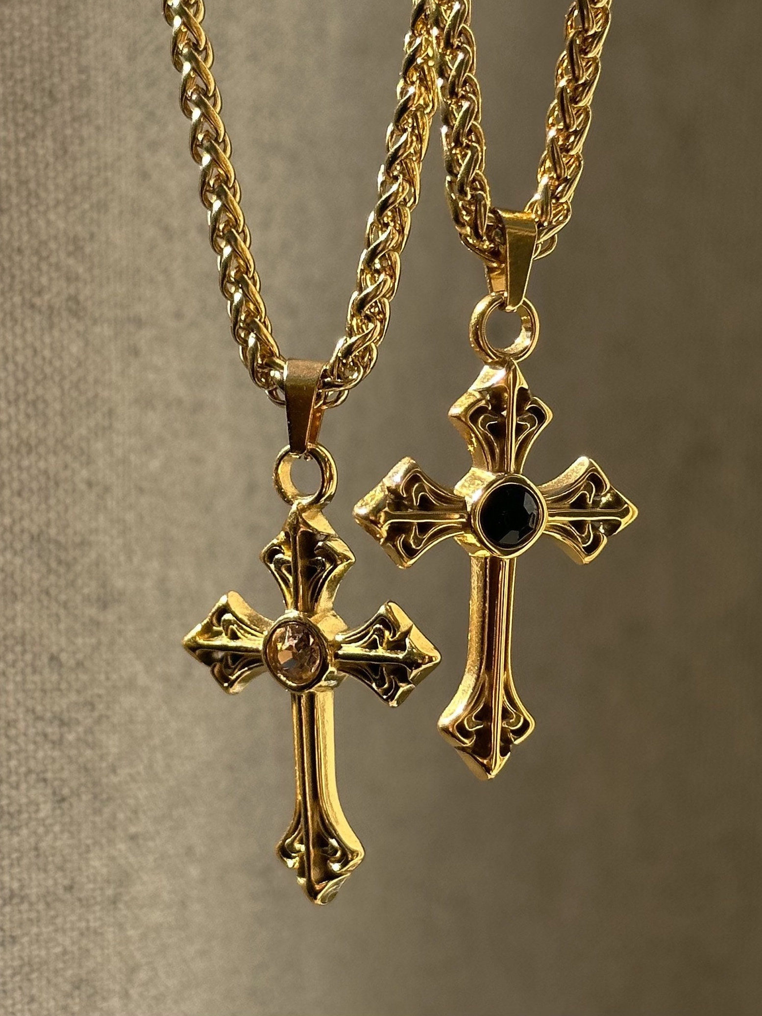 15pcs Gold XL cross charms