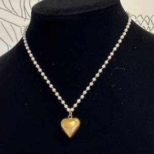 Puffed Heart Dainty Faux Pearl 18k Gold Heart Pendant Necklace Puffy Heart Pearl Chain Customized Gift Tarnish Proof Handmade Unisex Jewelry