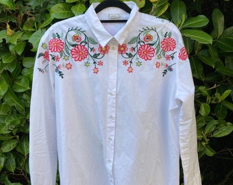 Floral embellished shirt