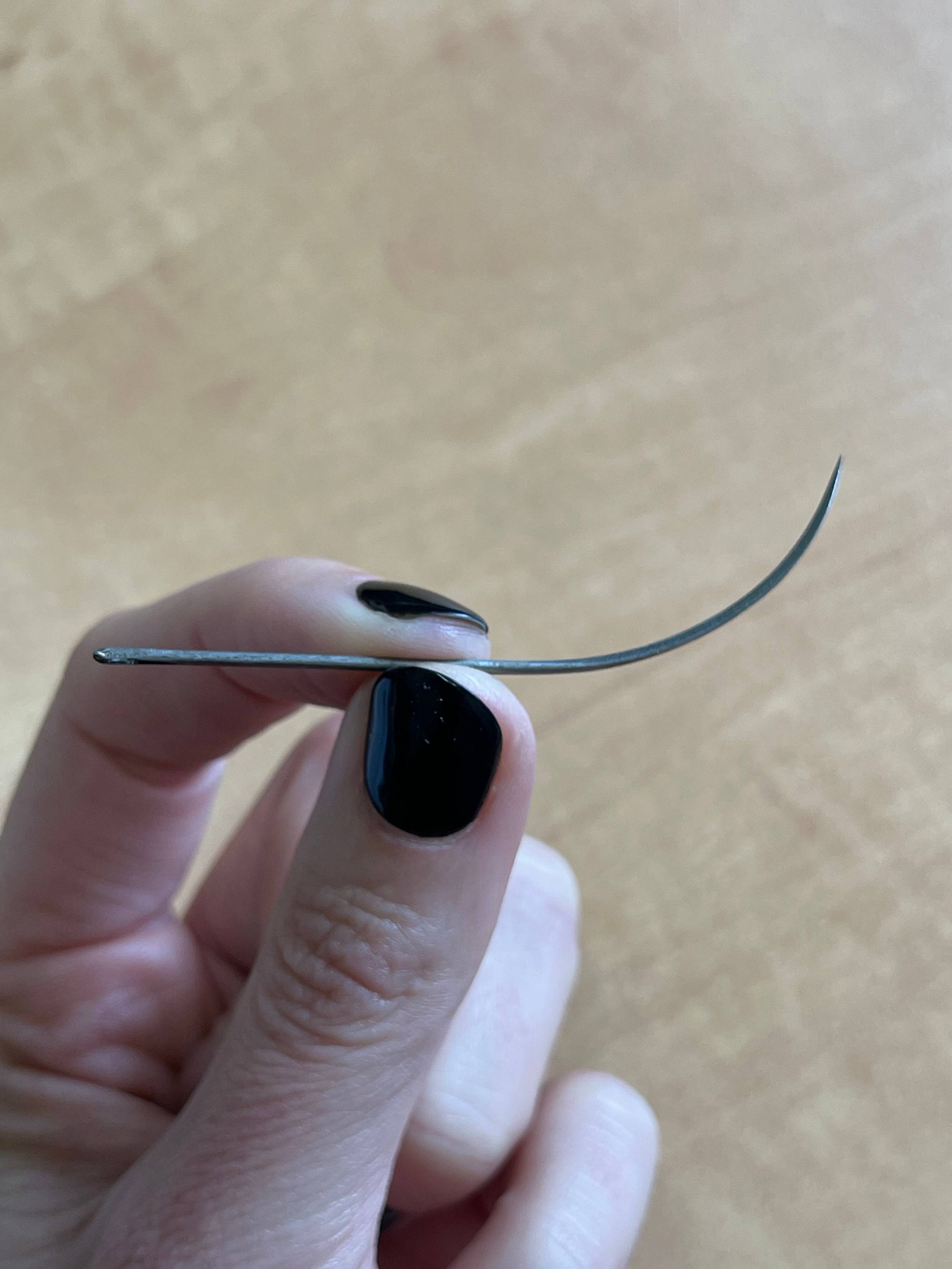 Curved Sewing Needle -  UK