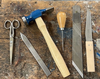 Kit indispensable pour la reliure / Introduction à la reliure / Reliure / Outils de reliure / Couteaux de reliure