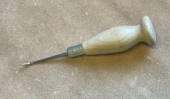 Curved Sewing Awl With Eye / Sewing Awl / Leathercraft Awl