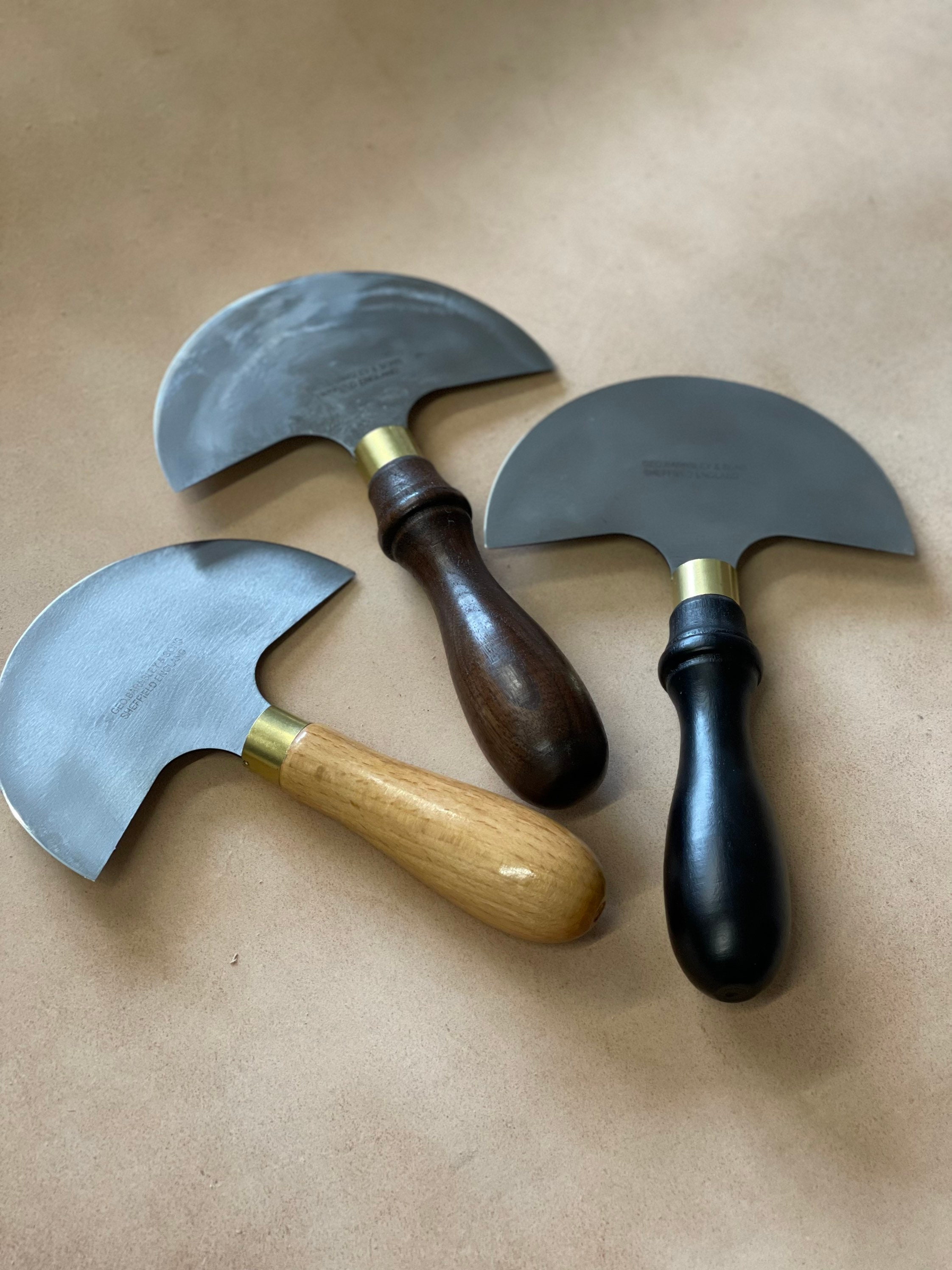 Crescent 4 Round Knife — Handmade Leather Craft Knives