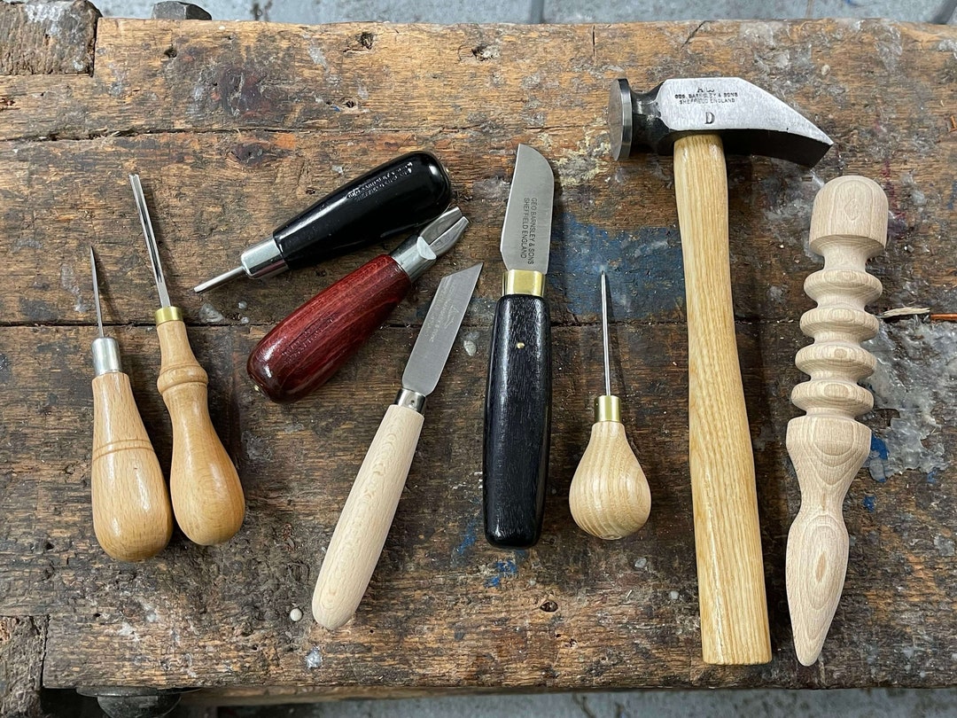 Leather Craft Essentials Kit / Starter Leather Craft / Crafting / Tool