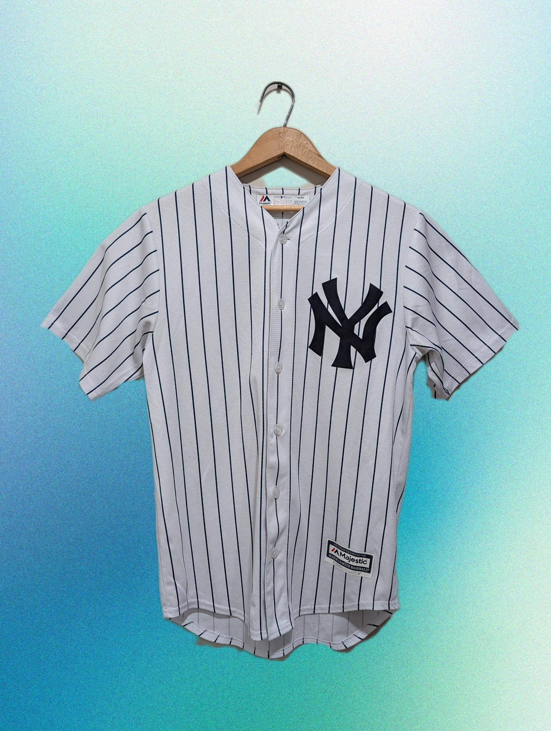 応援グッズ Majestic - Majestic vintage Yankees baseball shirt s-l400.jpg