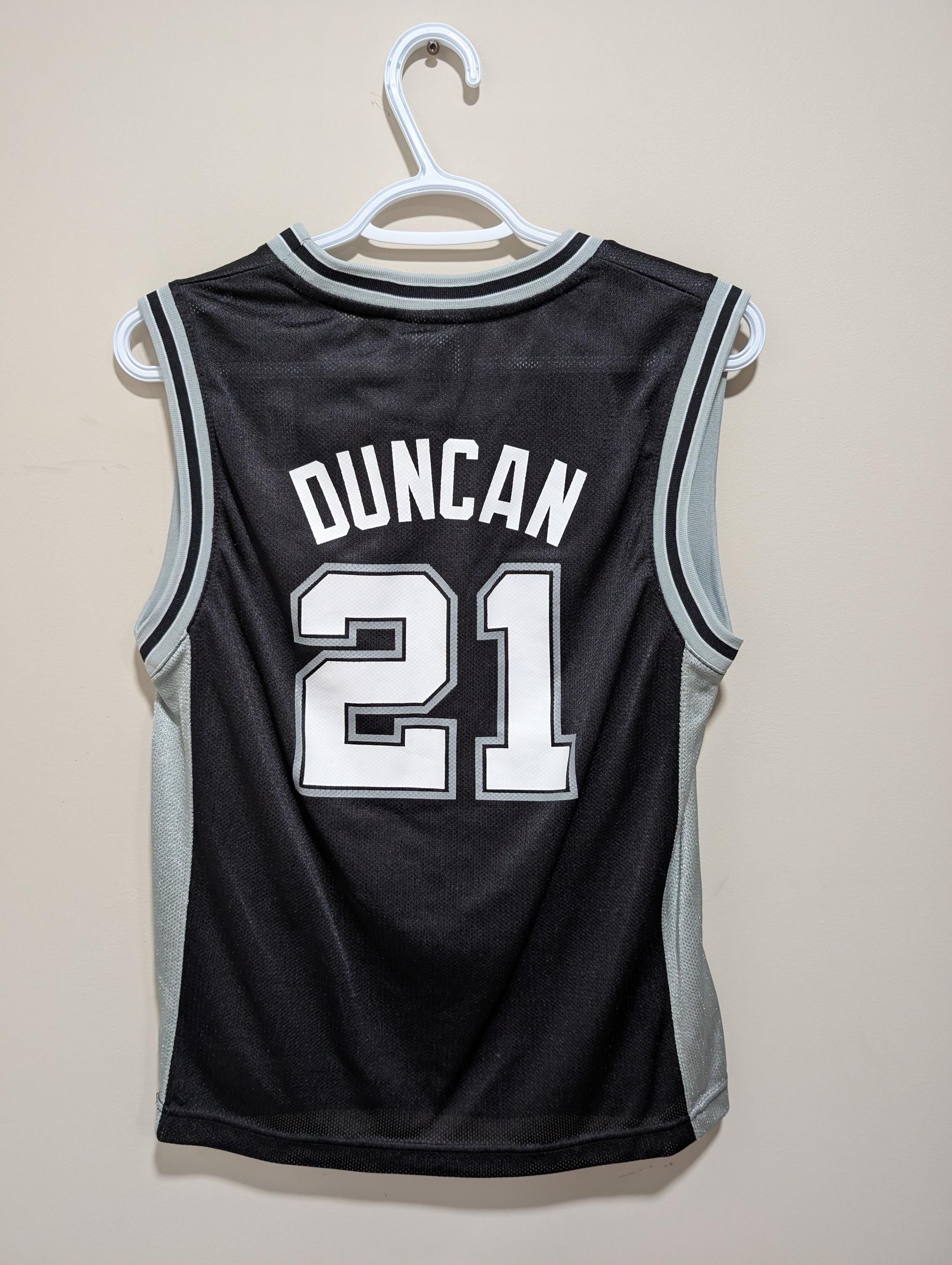 Tim Duncan NBA Reebok #21 San Antonio Spurs VINTAGE Youth M Black